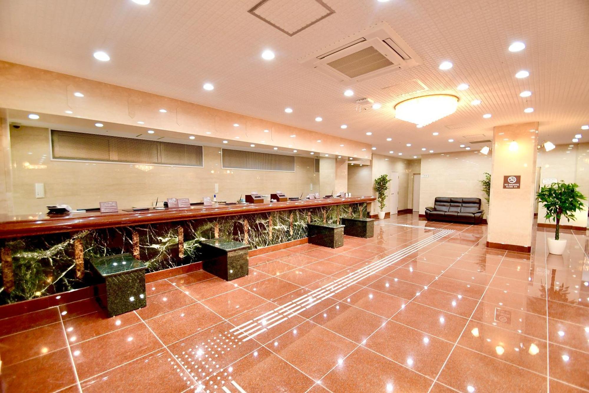 Himeji Ekimae Universal Hotel Minamiguchi Exterior photo